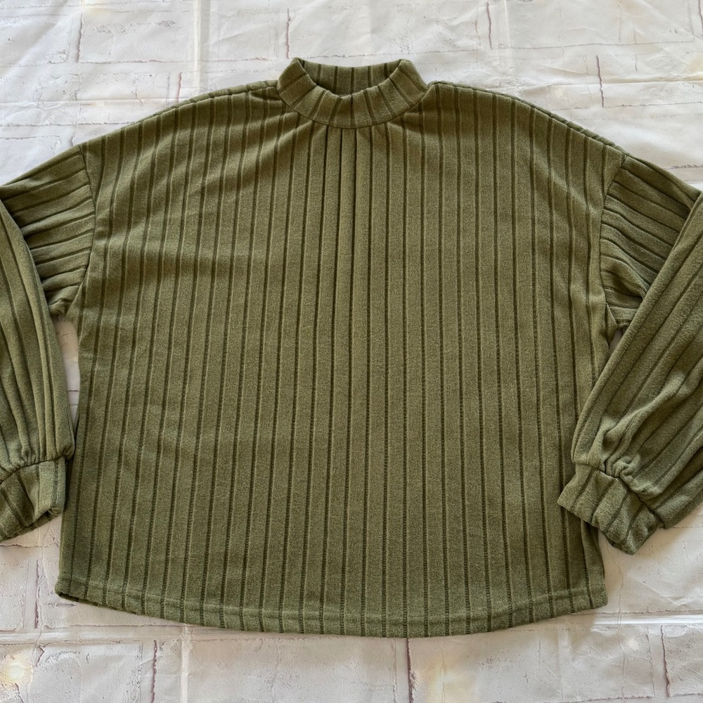 SHEIN Olive Green Ribbed Mock Neck pull over- Size Large NWOT
